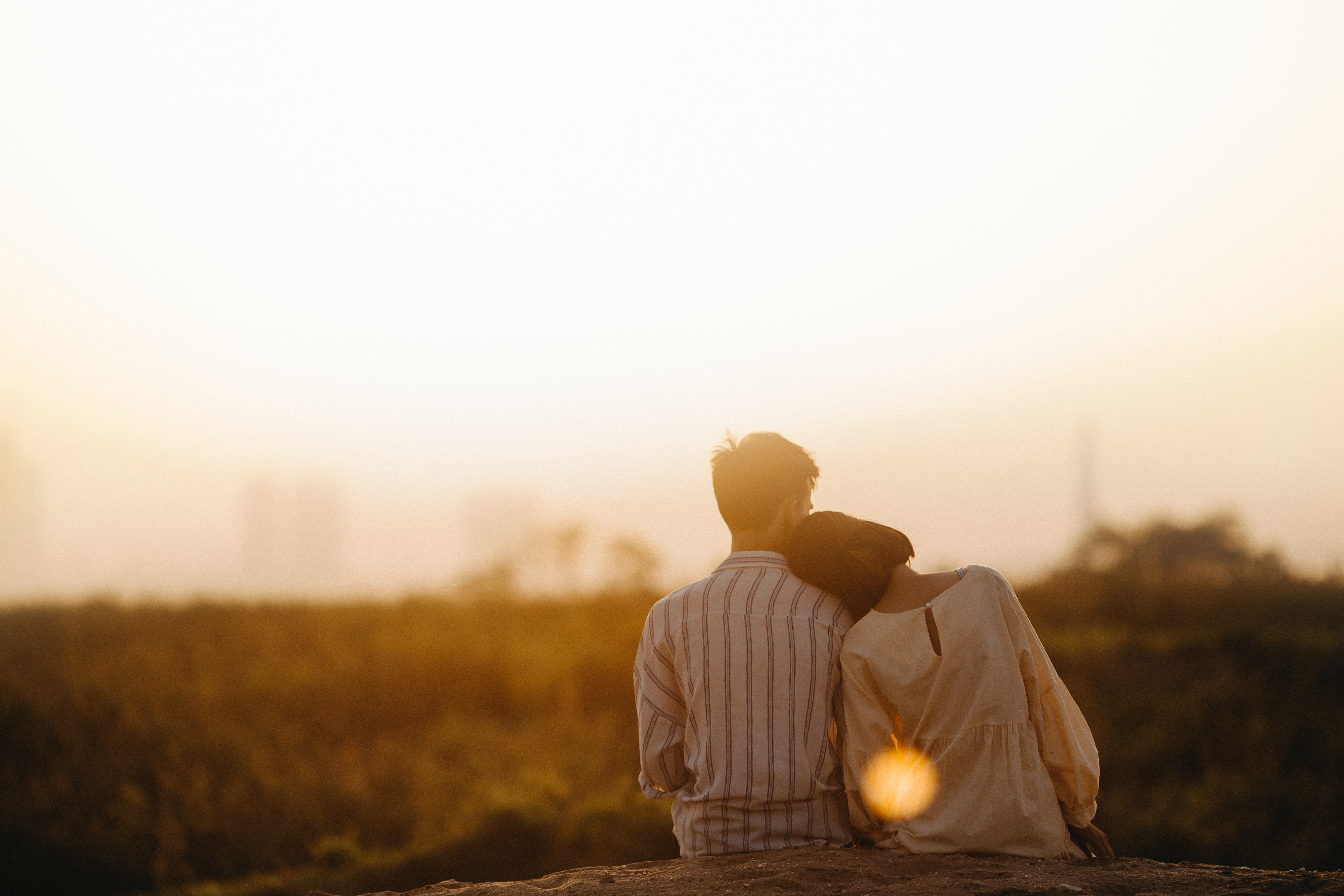 Four Bible verses show the love of God for us!